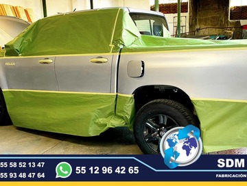 Fabricantes de Auto tanques o carrocerias tipo pipas para el almacenamiento y traslado de agua potable y productos líquidos. SDM Global Mexico somos una empresa líder en la Fabricacion y venta de Pipas de Agua, Auto Tanques o carrocerias con capacidad de 3000 lt, 5000 lt, 10,000 lt, 15000 lt, 20,000 litros, auto tanques de agua fijos y moviles, con personal altamente capasitado para su fabricacion.Una Pipa para Agua es un depósito destinado a almacenar agua para consumo humano o cualquier otro uso. ​ Los AutoTanques son un elemento fundamental en una red de abastecimiento de agua potable, para compensar las variaciones horarias de la demanda de agua potable, unidades moviles, equipamiento de patrullas, ambulancias de traslado, gruas de plaraforma, compactadores de basura, alargado y acorazado de chasis, rampas hidraulicas, redilas estaquitas, cajas secas, carrocerias, estaquitas, Fabricantes directos.Somos una Empresa Mexicana líder en el Mercado con años de experiencia, especialistas en la fabricacion de carrocerias tipo pipas de agua, y como fabricantes de Auto tanques de agua, Unidades Moviles Especiales de Seguridad, Salud, Comunicacion, Higine, etc.,Somos fabribricantes directos, distribuidores en todo Mexico, comunicate y te atenderemos personalmente.