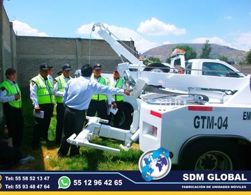 Fabricantes de camiones compactodores de basura organica e inorganica en Mexico SDM Global Mexico somos una empresa líder en la fabricacion de camiones compactadores de basura de carga lateral y trasera asi como de unidades, semi remolques con personal altamente capasitado para su fabricacion.Las compactadoras de residuos son máquinas que tienen como principal objetivo el de comprimir los deshechos, transformándolos en un conjunto mucho más pequeño y permitiendo así que su manipulación sea mucho más sencilla y eficiente por parte de quienes transportan la basura periódicamente.Somos una Empresa Mexicana líder en el Mercado con años de experiencia, especialistas como fabricantes de camiones recolectores de basura carga trasera y lateral, Cajas y Remolques Unidades Moviles Especiales de Seguridad, Salud, Comunicacion, Higine, etc.,Somos fabribricantes directos, distribuidores en todo Mexico, comunicate y te atenderemos personalmente.